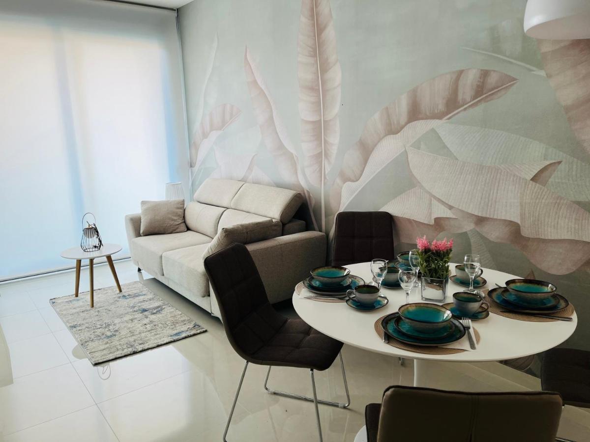 NEW 2022 Casanovas-Apartment Torrevieja Center Zewnętrze zdjęcie